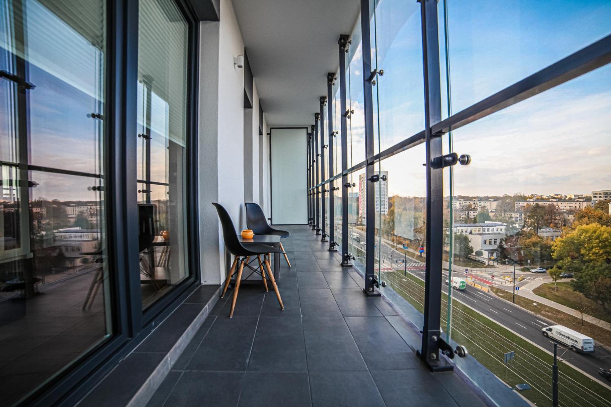 Big City Life Apartments - Bliska Wola Tower A Warszawa Eksteriør bilde