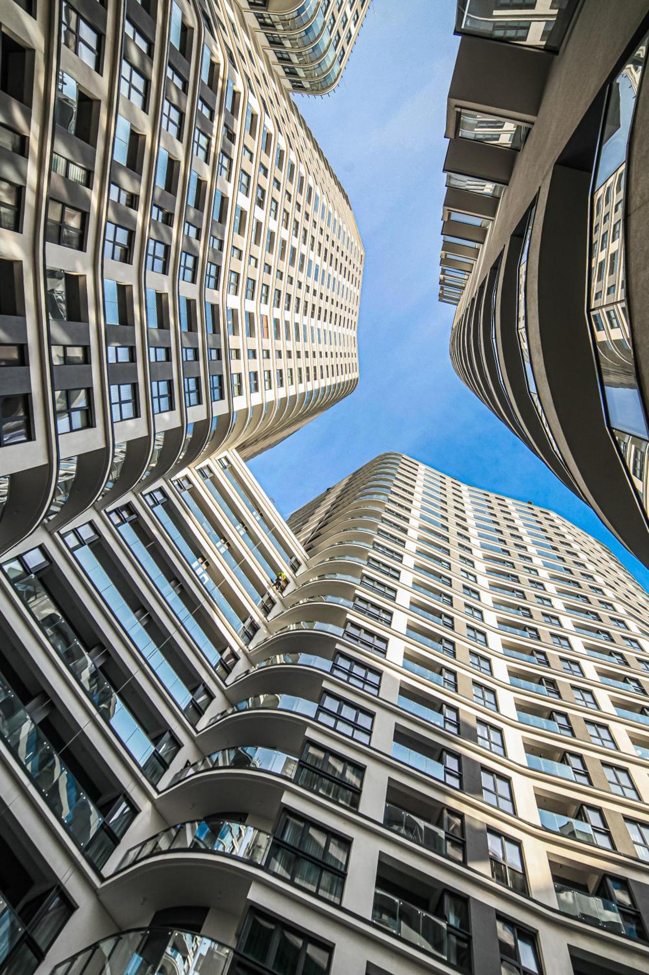 Big City Life Apartments - Bliska Wola Tower A Warszawa Eksteriør bilde
